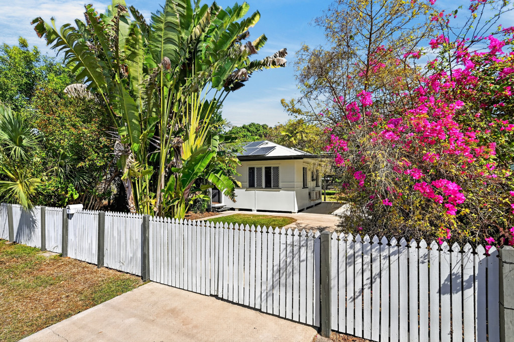8 Hammett Street, Currajong QLD